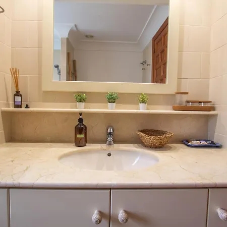 Sunny Near Alicante, Own Pool & Playground! Alpehytte