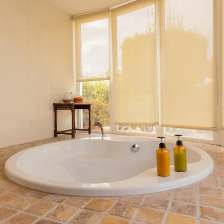 Sunny Near Alicante, Own Pool & Playground! Elche